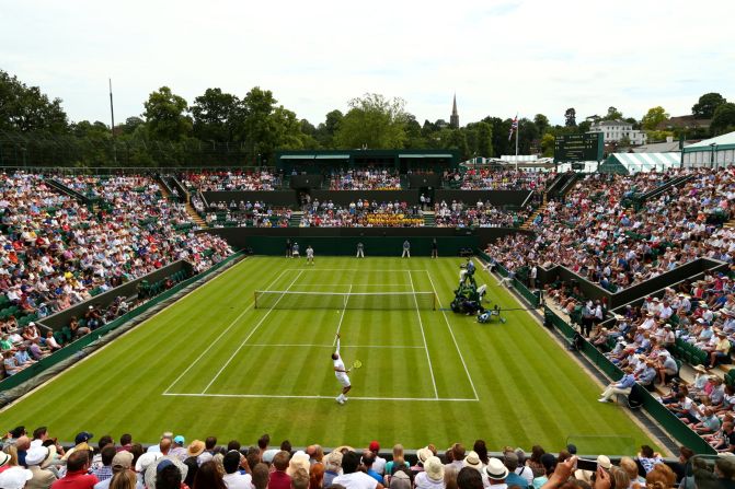 His match, and the others during the day at the All England Club, took place amid plenty of sunshine and warm temperatures. A heat wave is on the way, too.