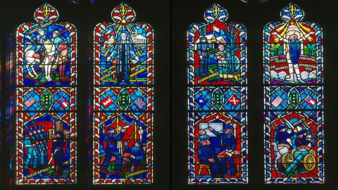 The image on the left includes Stonewall Jackson, a Confederate general. On the right is Robert E. Lee.