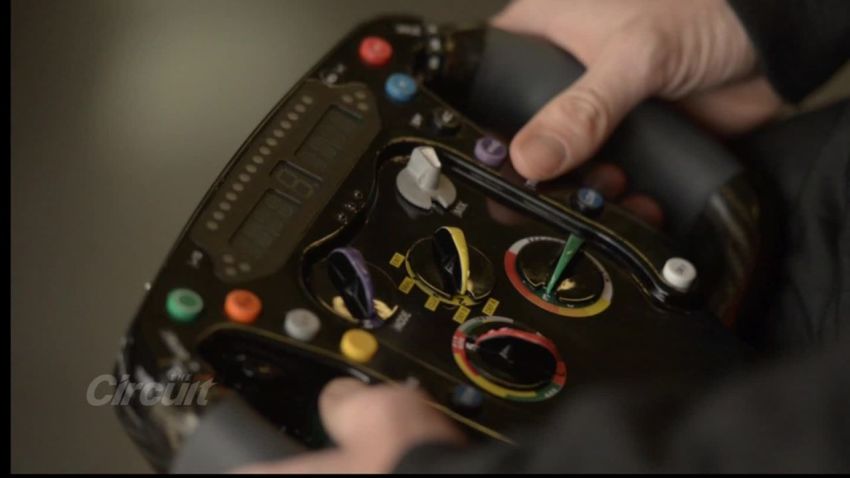 spc the circuit f1 steering wheel hulkenberg_00005201.jpg