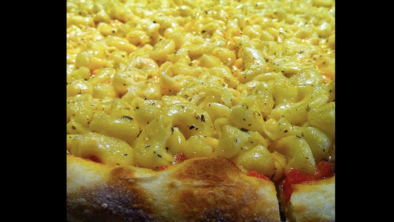 Sadly, Los Angeles' Pizzanista! only serves its homemade macaroni and cheese pizza on Sundays. The pizza features cheddar, fontina, Asiago and grana padano cheeses. 