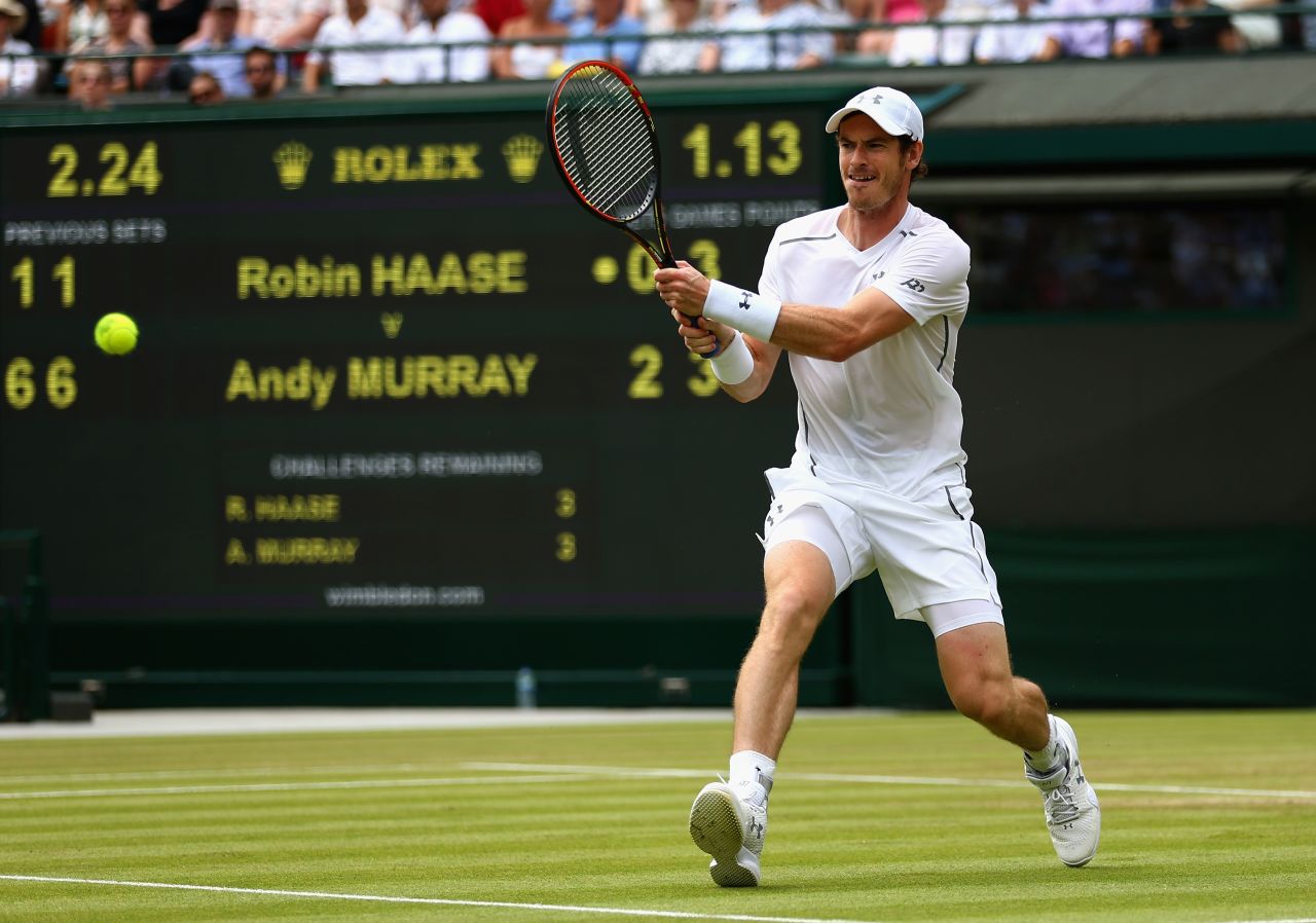 British third seed Andy Murray also won in three sets against Dutchman Robin Haase.