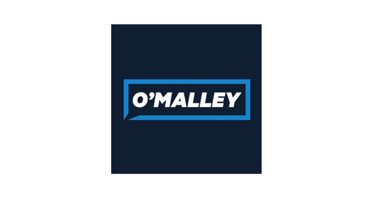 <strong><em>Hartman</em></strong>: This logo seems more suited for messaging or chat app than for a presidential candidate. The main problem with this logo is that it doesn't stand out and doesn't have anything representing America. Overall, I'd give this a 2/10.<br /><strong><em>Ostrower</em></strong>: I've seen people say that this looks like the logo for Martin O'Malley's MSNBC show and I have to agree. I like that they were trying something a bit different here (a speech bubble!), but the execution is a bit rough. The spacing around the typography isn't consistent and the arrow element in the bottom left is at an odd angle.<br />