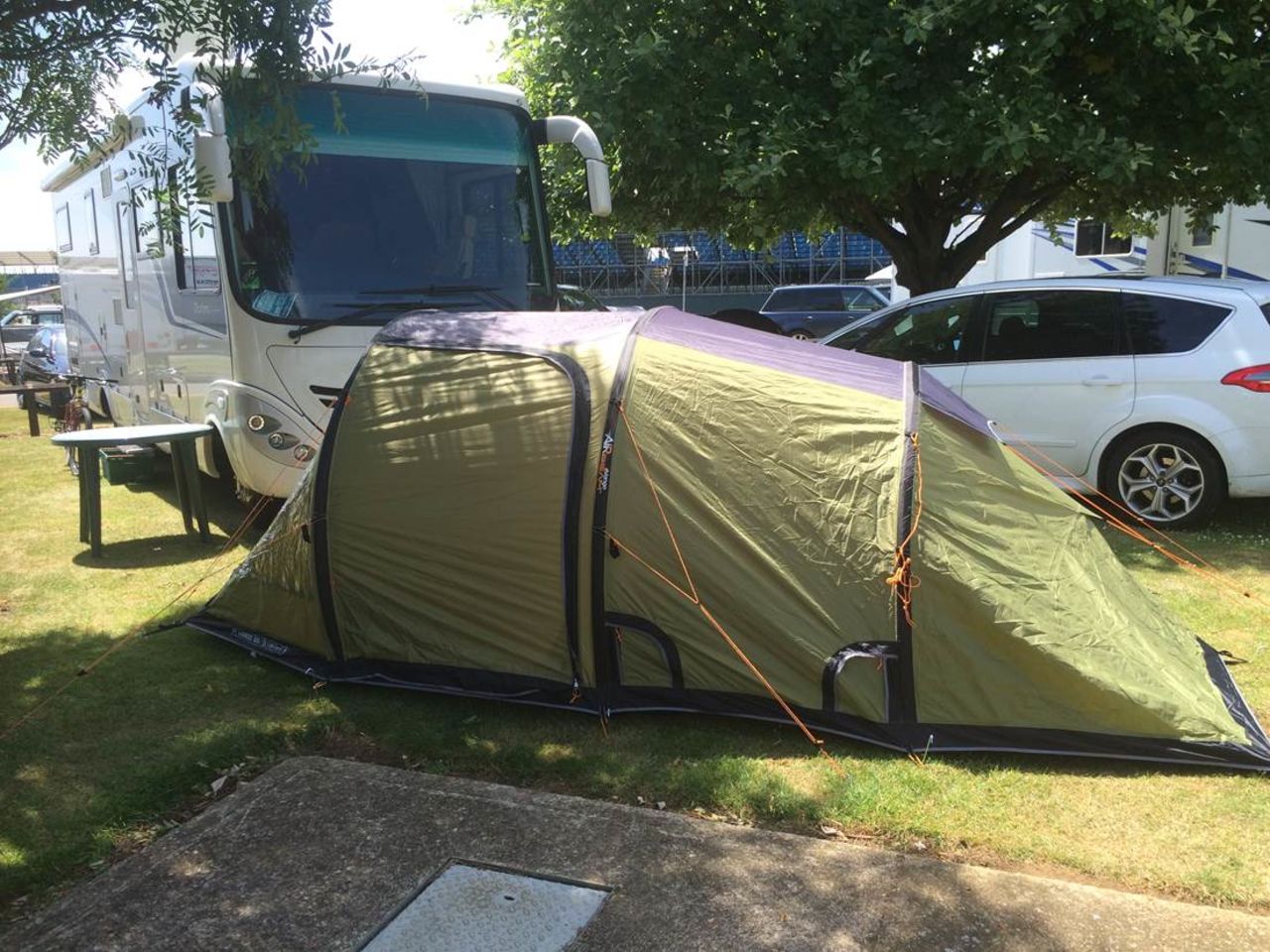 There are ex-team bosses too. This tent belongs to former Jordan team principal Eddie Jordan. "It all started because the traffic to Silverstone was horrific and to avoid all that it became fashionable to stay in tents," Jordan told CNN.