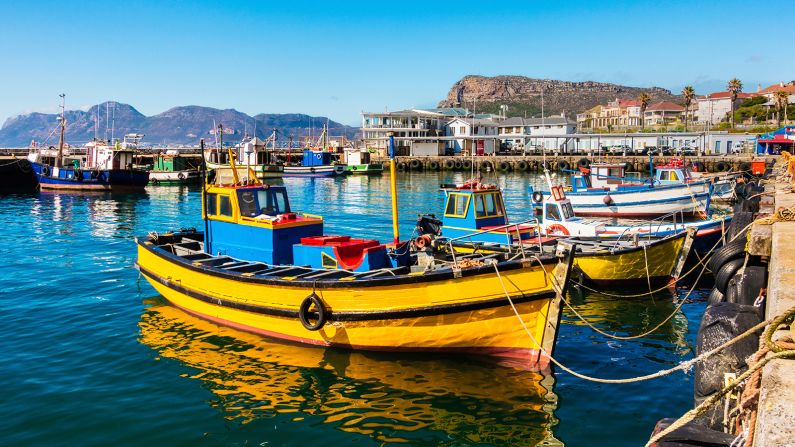 Coming in at number nine is Cape Town, a cutting-edge city that's buzzing with energy. There are few places in the world where you can exercise your shopping skills, take off on a safari, or indulge in world-famous cuisine all in one weekend. 