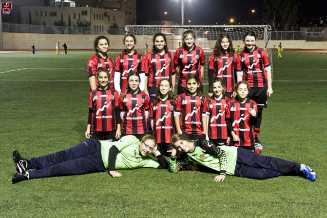 The Hapoel Katamon girls' team comprises of youngsters from Jewish settlements such as Efrat,  as well as Muslims and Christians who live in East Jerusalem. The girls compete in a national league against teams from across the country.<br />