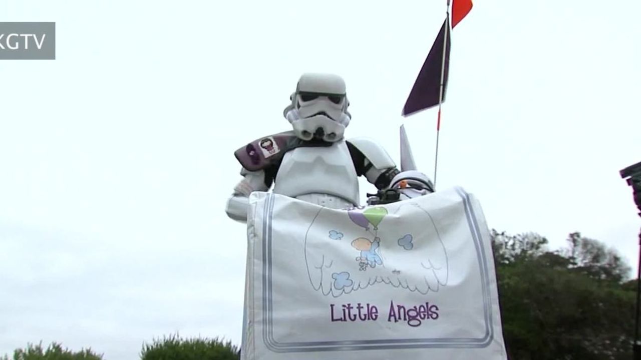 stormtrooper march comic con pkg_00000313.jpg