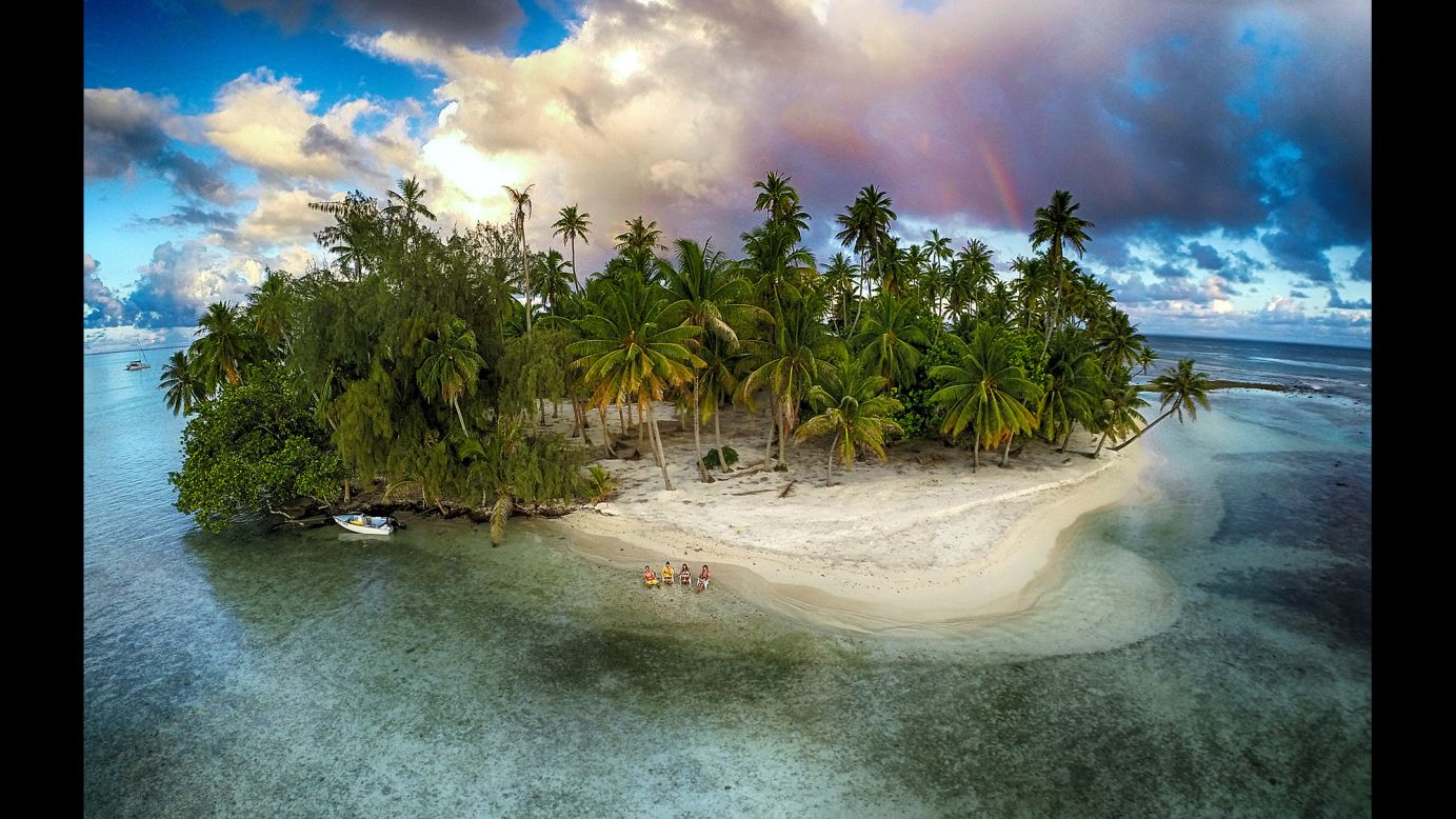 <strong>3rd Prize Winner, Nature category</strong>: <a href="http://www.dronestagr.am/lost-island-tahaa-french-polynesia/" target="_blank" target="_blank">Lost island of Tahaa</a> in French Polynesia