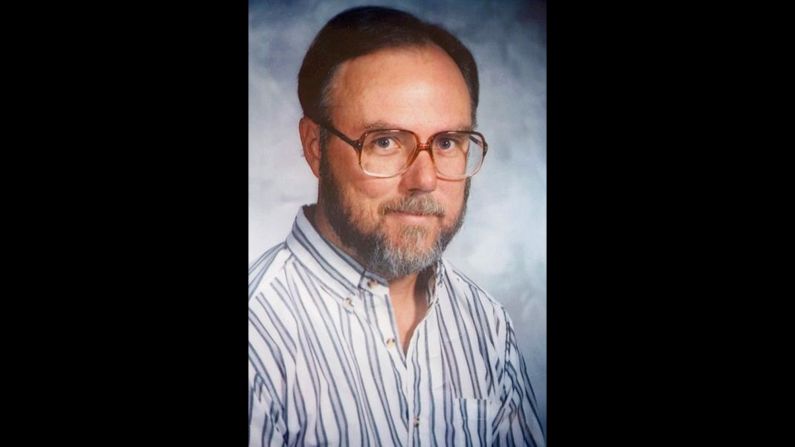 <strong>William David Sanders</strong> was a teacher and coach at Columbine High School who lost his life in the 1999 Columbine high school shooting. When his daughter accepted the 2000 Arthur Ashe Courage Award for her father, <a href="http://www.arthurashe.org/blog/category/dave-sanders" target="_blank" target="_blank">she said the award</a> represented everything he was.