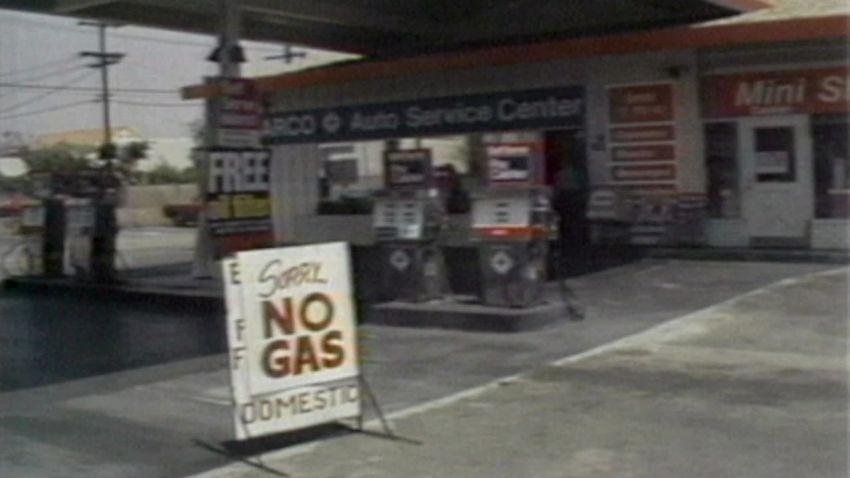 SERIES THE SEVENTIES STATE OF THE UNION IS NOT GOOD GAS_00000803.jpg