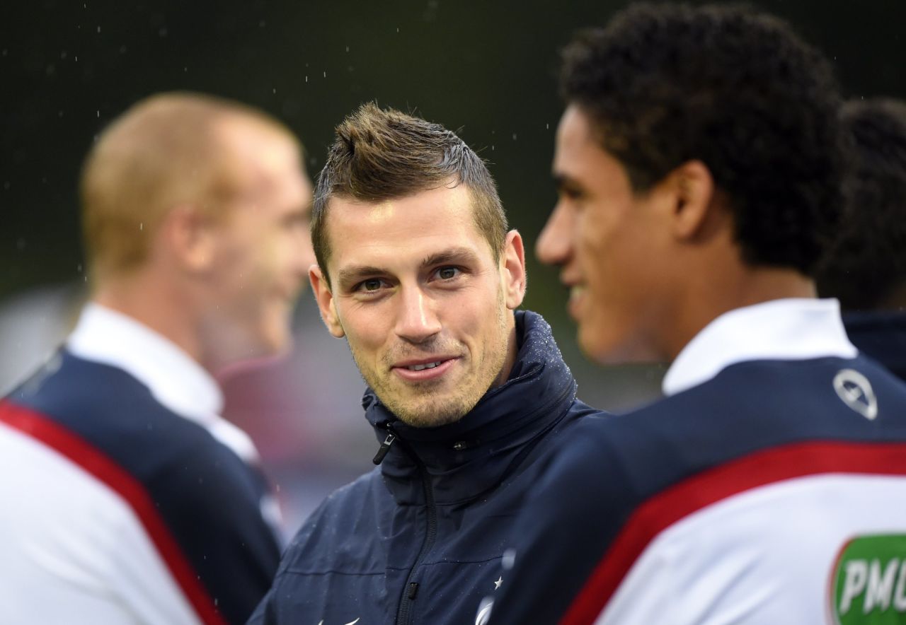 France international Morgan Schneiderlin completes his move from Southampton to Manchester United for a reported fee of $39 million. "I am delighted to be a Manchester United player. Once I learned that United were interested in signing me, it was a very easy decision to make," he said after signing a four-year-deal.