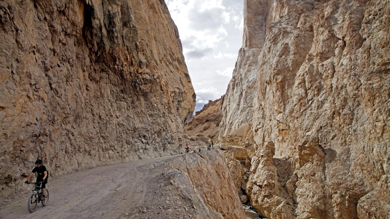 India's Leh-Menali Highway follows the Indus River, through seasonal villages and across the rugged Himalayan landscape.