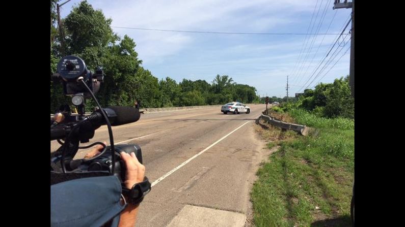 WTVC's Drew Bollea heard gunshots on Amnicola Highway near the Navy facility.