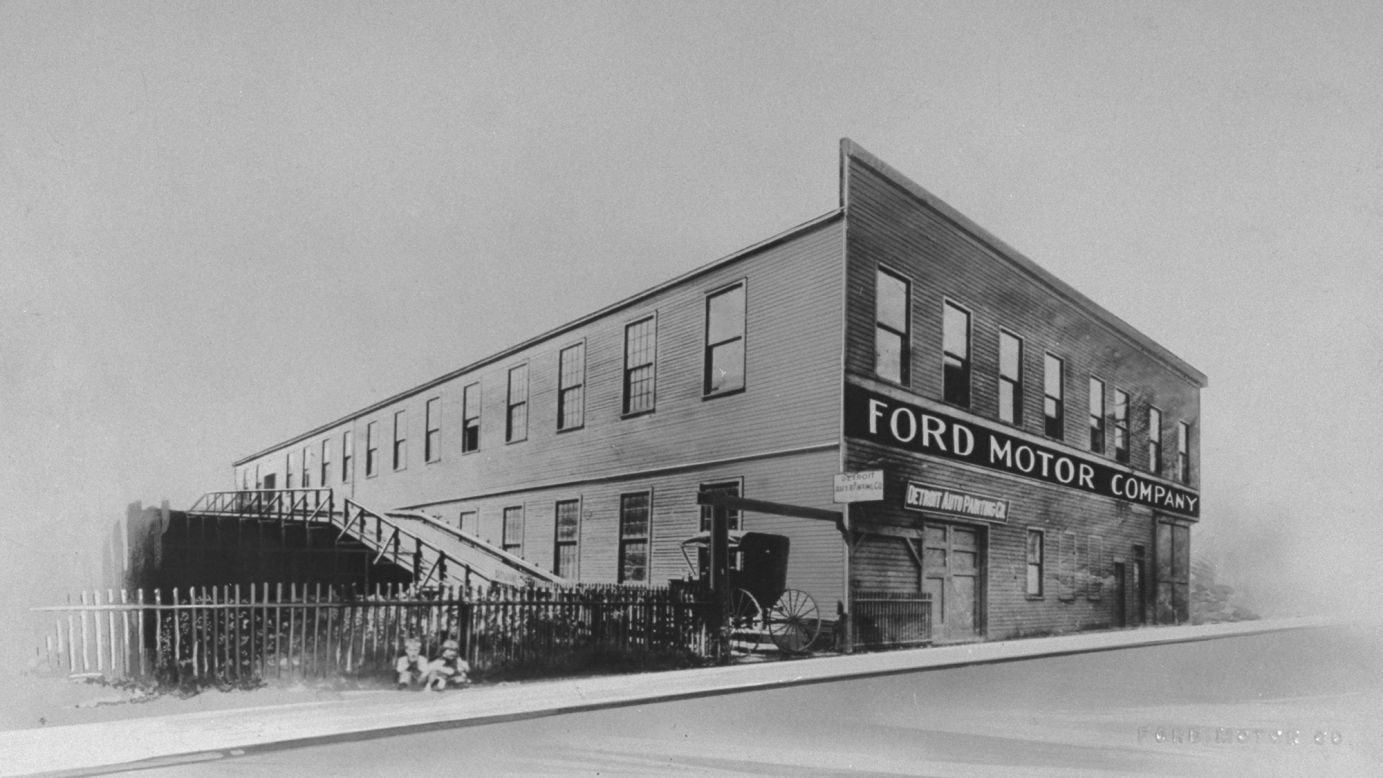 Ford's first factory was at the corner of Mack Avenue and Bellevue Street in Detroit, just northeast of downtown. The city, an established logging port and manufacturing center, was a natural home for the auto industry. Within a year, Ford had moved to a larger plant on Detroit's Piquette Avenue. It is now on the National Register of Historic Places.