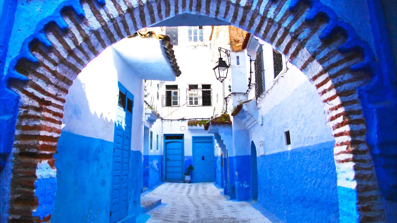The city of ​Chefchaouen, or Chaouen for short, is seen as a new "it" place on​ Morocco's tourist trail. Yet​ it's not the mountains or the "Game of Thrones" architecture that travelers come in their thousands to see. It's the color -- a gorgeous blue rinse that covers not only Chaouen's houses but its mosques, government buildings, public squares and even its lampposts and bins. The custom dates back to the 15th century, when Jewish refugees fleeing the Spanish Inquisition settled in large numbers in Chaouen. They brought with them their tradition of painting things blue to mirror the sky and remind them of God. 
