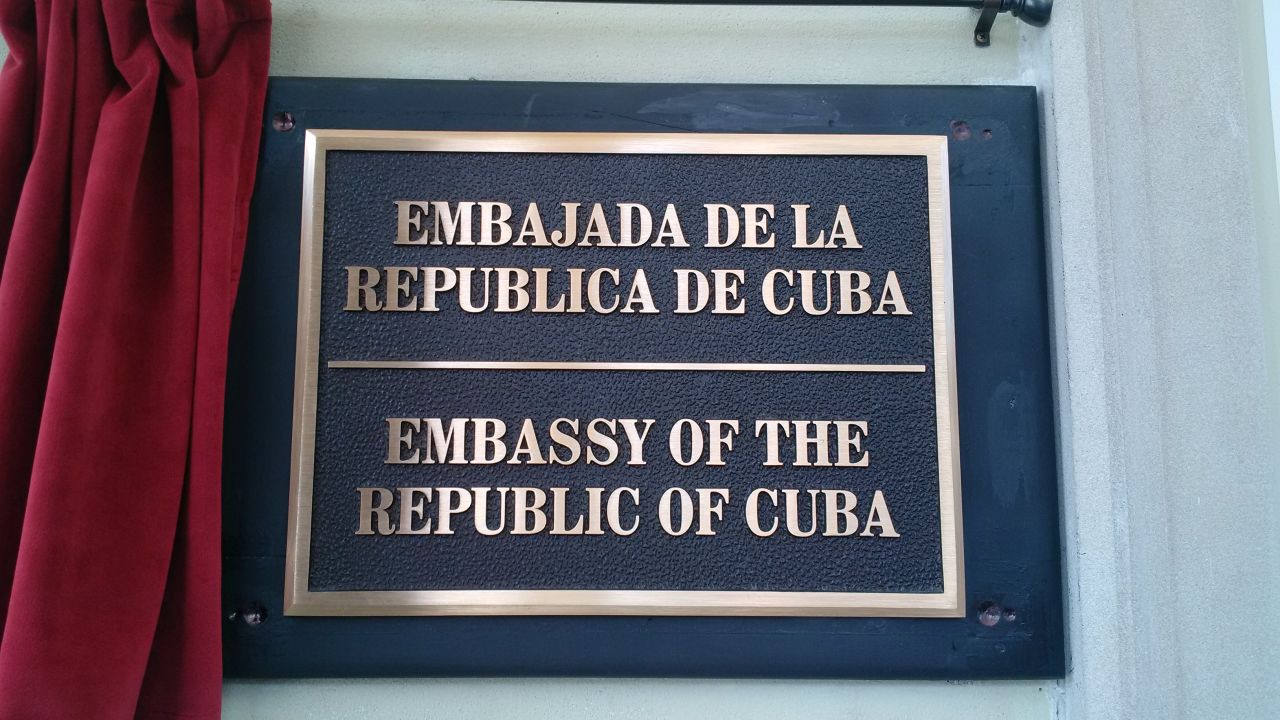 Cuban Embassy sign