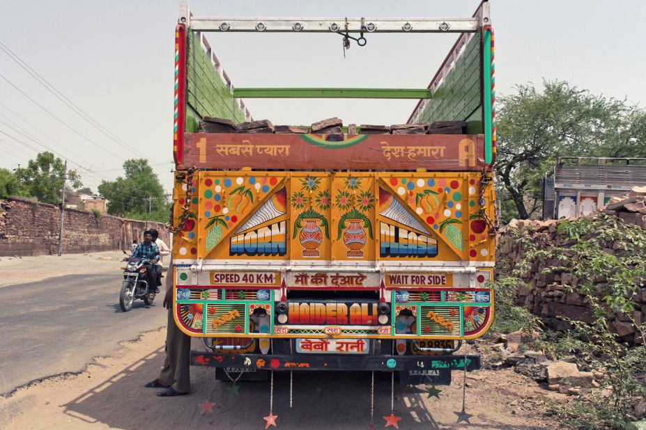 Many of the trucks have the words "Horn Please" emblazoned on the rear, a call for drivers to honk their horns when overtaking the truck.<br />"On the road in India it's very loose -- people are weaving in and out, you have animal carts, pedestrians, cows wandering out," said Eckstein.<br />"And the horn is a really stabilizing factor in letting everyone know where everyone else is."<br />