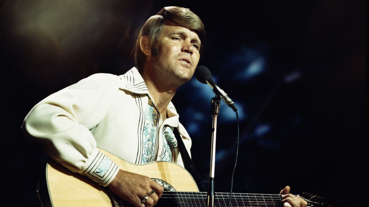 A "good ol' boy" with top-notch musical talent, <a href="https://www.cnn.com/shows/glen-campbell-ill-be-me" target="_blank">Campbell</a> is among the most successful country-crossover acts to date. His two giant hits in the '70s were "Rhinestone Cowboy" and "Southern Nights." 