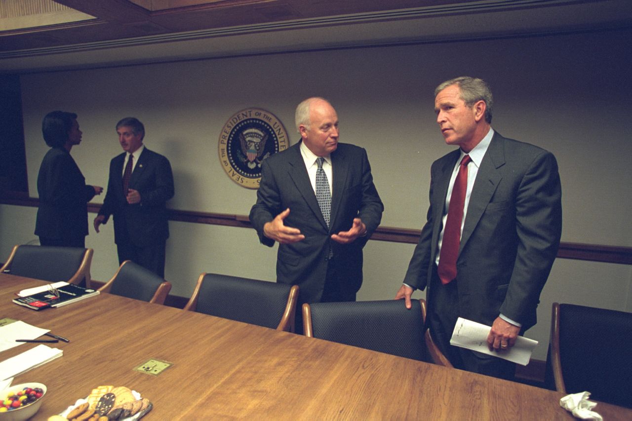 According to <a href="http://www.historycommons.org/timeline.jsp?timeline=complete_911_timeline&day_of_9/11=bush&startpos=100" target="_blank" target="_blank">historycommons.org</a>, Bush arrived at the White House shortly before 7 p.m. on September 11. A few minutes later, he entered the Emergency Operations Center.