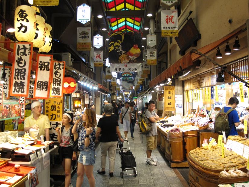From fresh fish to donuts to sake, the 400-year-old Nishiki Market is the food market that has everything. You can easily spend a couple hours walking through it. 