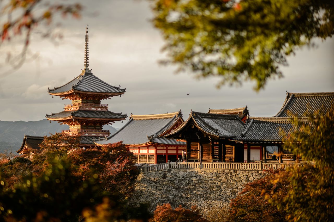 Kiyomizu-dera (Temple of Pure Water) is one of the many gorgeous sites attracting visitors. 