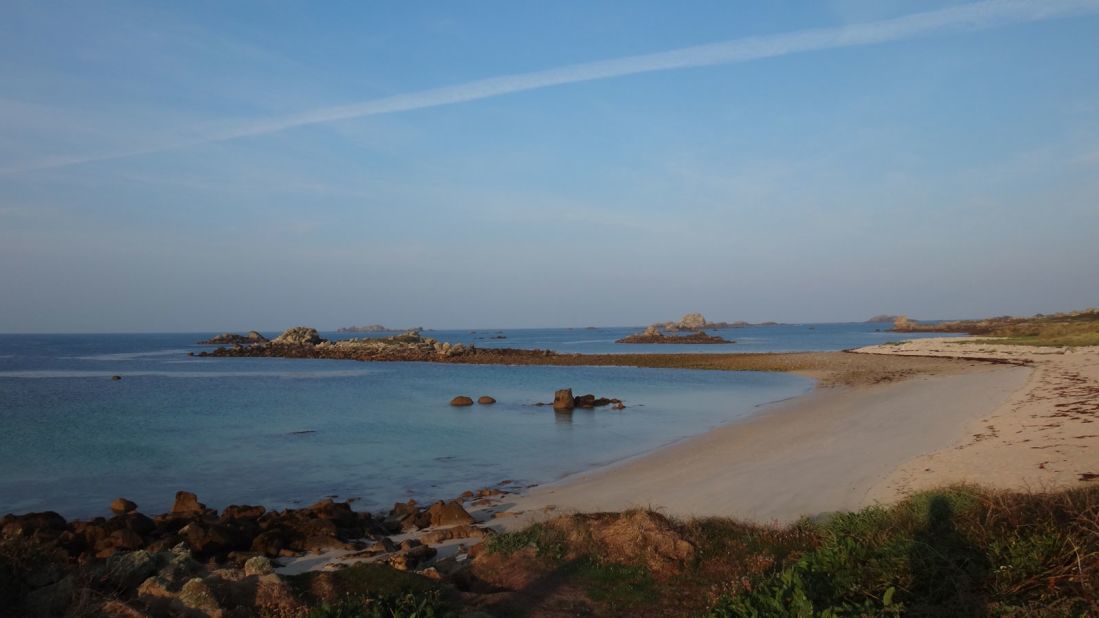 The Scilly Isles are an unlikely tropical gem, 40 kilometers off the coast of Cornwall, southwest England. With white sandy beaches and azure waters, the Scillies benefit from their proximity to warm Gulf Stream currents, giving the islands unique flora not found elsewhere in the UK. <br />