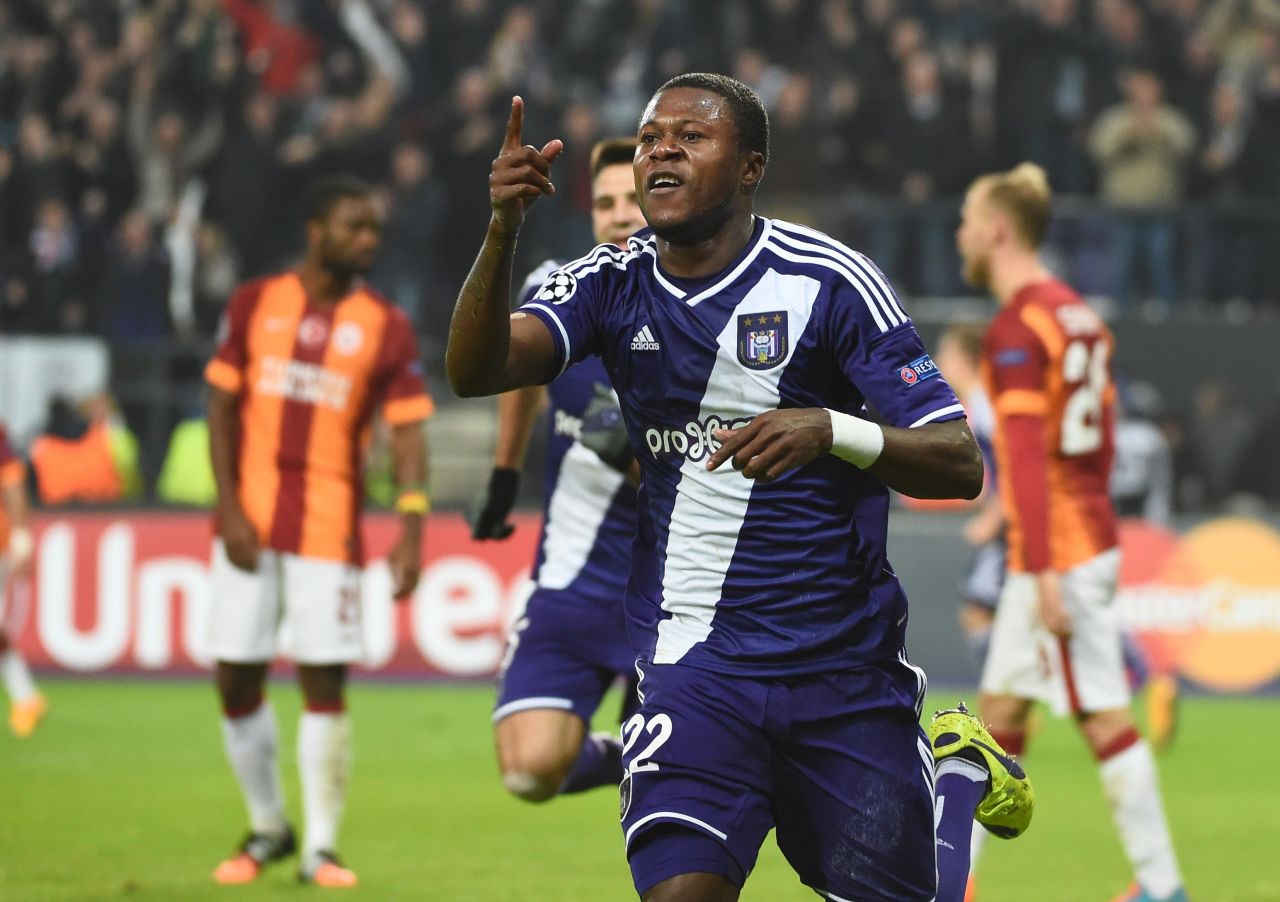 The defender's birth date recorded by Anderlecht is August 8, 1994.