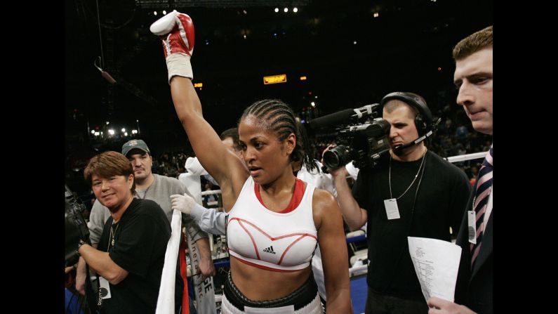 Laila Ali, the daughter of boxing legend Muhammad Ali, began her boxing career in 1999 at the age of 18. She went on to have an undefeated boxing career, winning 24 fights before retiring in 2007.