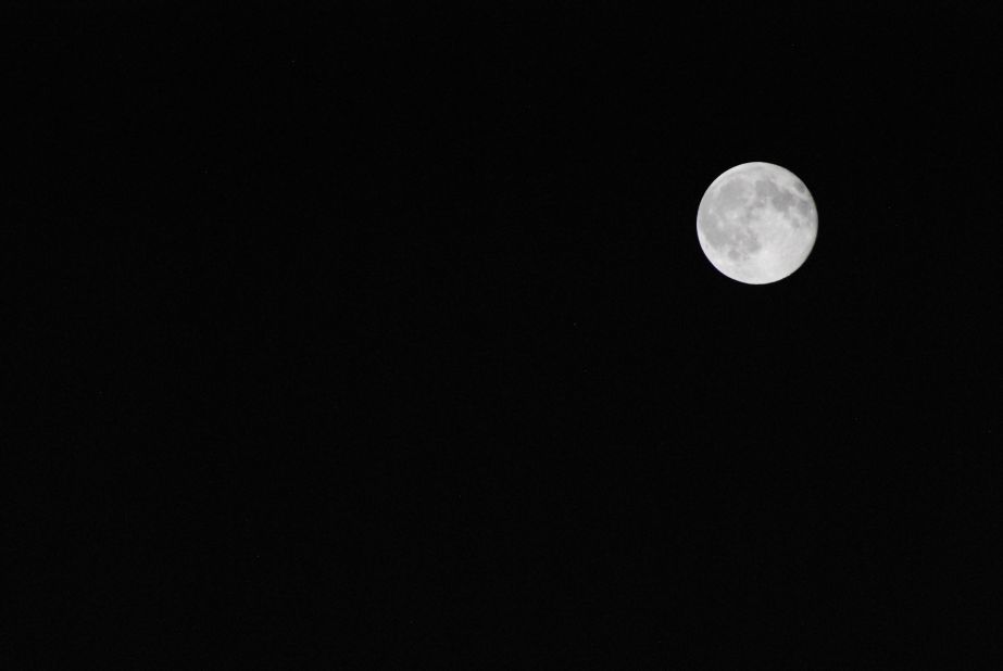 <a href="http://ireport.cnn.com/docs/DOC-1261290">Miranda Royal </a>saw the moon on Friday night in Richmond, Texas.