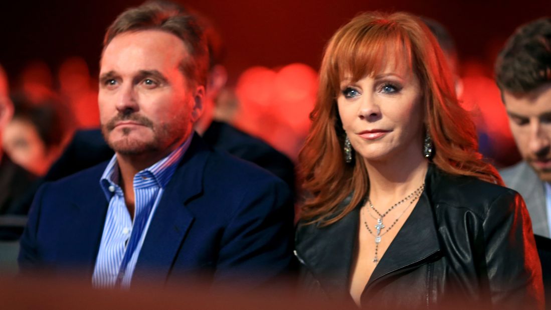 After 26 years of marriage,<a href="http://www.cnn.com/2015/08/03/entertainment/reba-mcentire-split/index.html"> Narvel Blackstock and Reba McEntire</a> divorced on October 28, after a separation of a few months, McEntire announced in late December. Though their marriage has ended, the couple will continue to work together. Blackstock is McEntire's manager. 