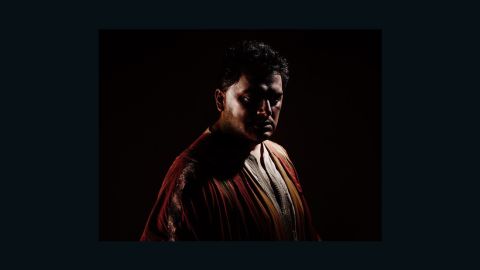 A promotion from the company advertising the upcoming production drew small ire for its photo of Latvian tenor Aleksandrs Antonenko, who will play Otello, in heavy bronze makeup.
