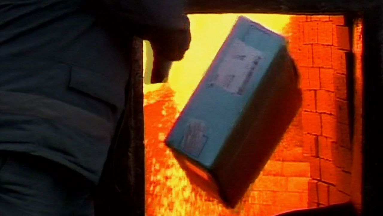 russia food burn chance pkg_00001221.jpg