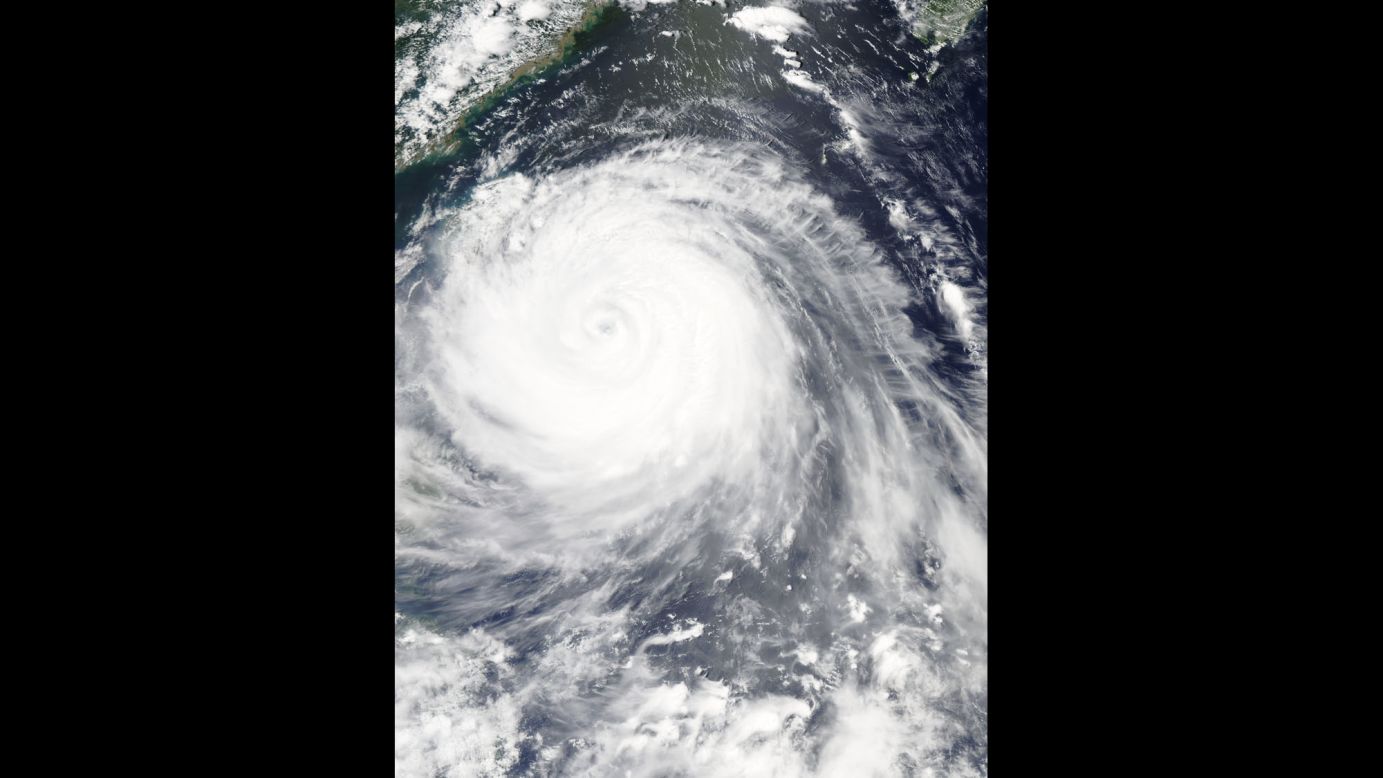 NASA's Aqua satellite captured this image of Typhoon Soudelor on August 7 as it approached Taiwan.
