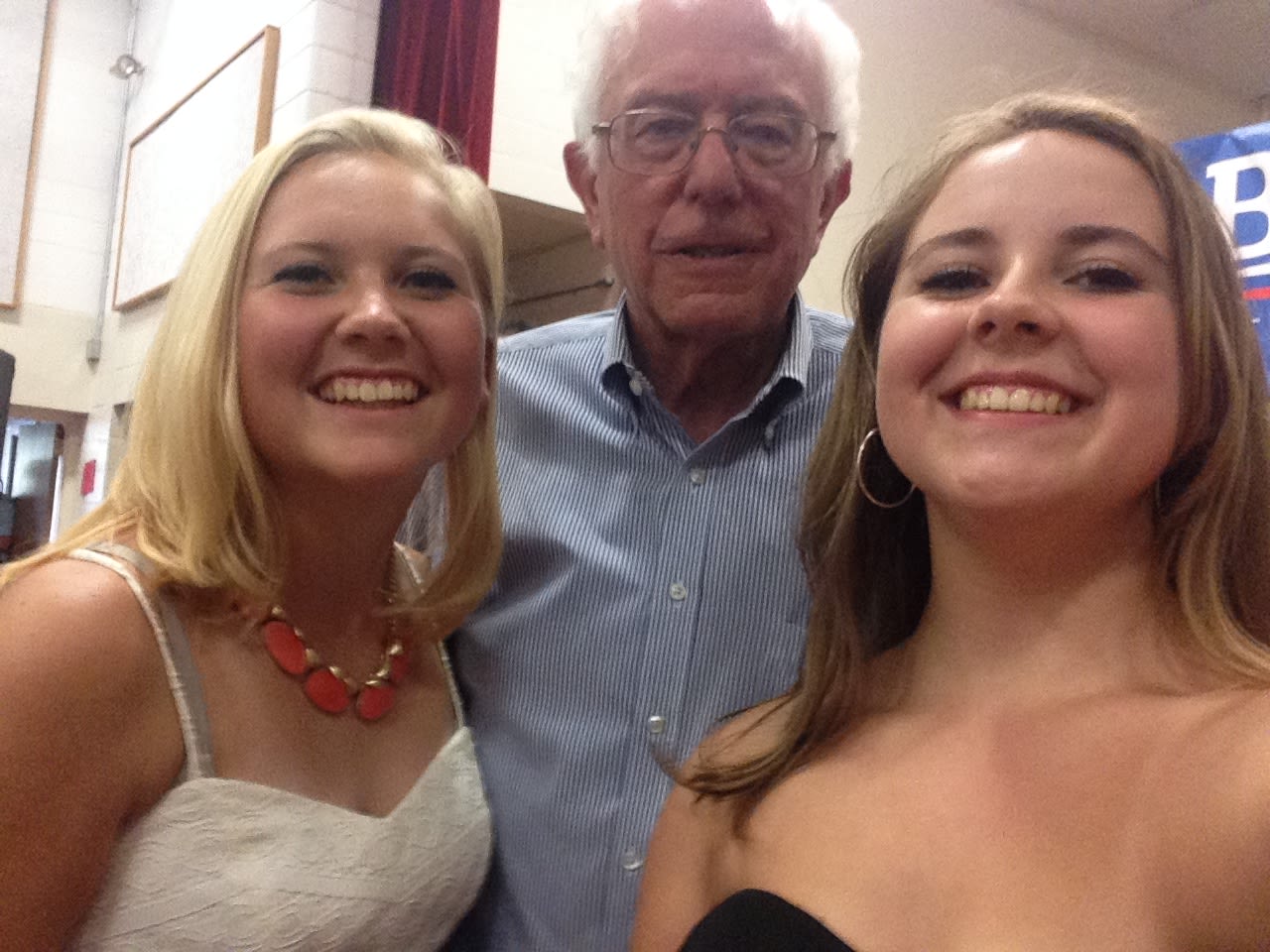 Sen. Bernie Sanders with Emma and Addy Nozell in Franklin, New Hampshire on August 2. 