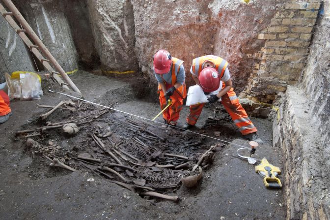 In 1665 as many as 100,000 people, or a fifth of London's population at the time, died as the disease swept through the city.