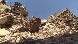 syria yarmouk destruction pleitgen pkg_00021226.jpg
