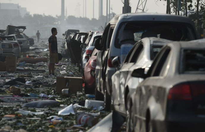 Chinese President Xi Jinping and Premier Li Keqiang called for "all-out efforts" to save the injured and minimize casualties, the state-run Xinhua news outlet reported.