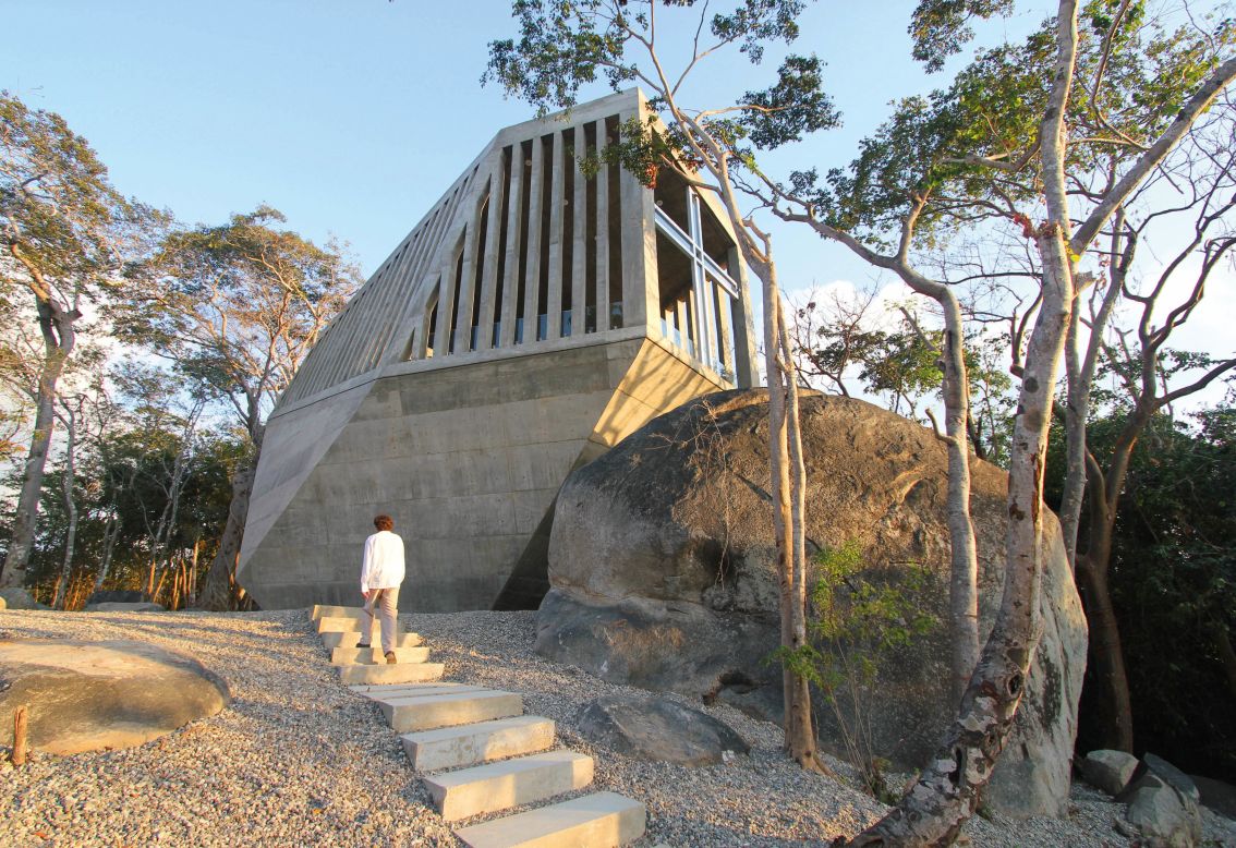 Designed by Mexican sibling architecture duo <a href="http://www.bunkerarquitectura.com/" target="_blank" target="_blank">Esteban and Sebastián Suárez</a>, the Sunset Chapel seems right at home among the mountain's boulders. 