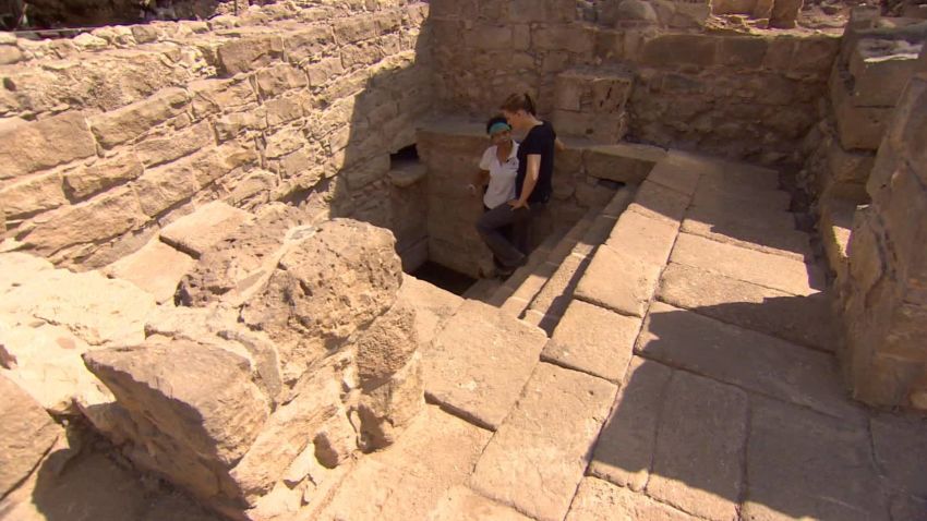 israel magdala dig mclaughlin pkg_00014803.jpg