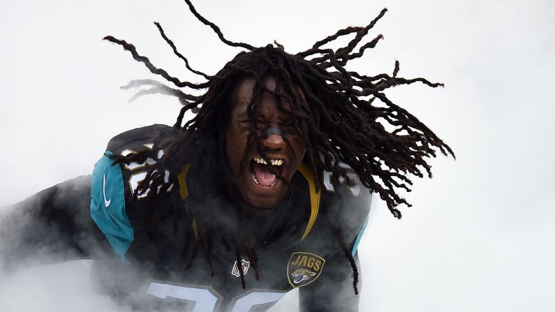Jacksonville Jaguars safety Sergio Brown takes the field prior to a preseason game against Pittsburgh on Friday, August 14.