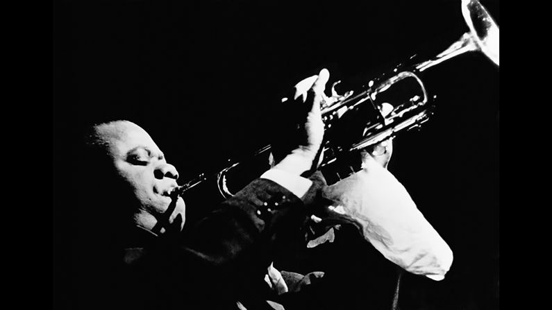 This shot of Louis Armstrong during a live show in 1940 showcases the performer's famously expressive face. In addition to music, "Satchmo" was a beloved comedic performer who appeared in more than 30 films. 
