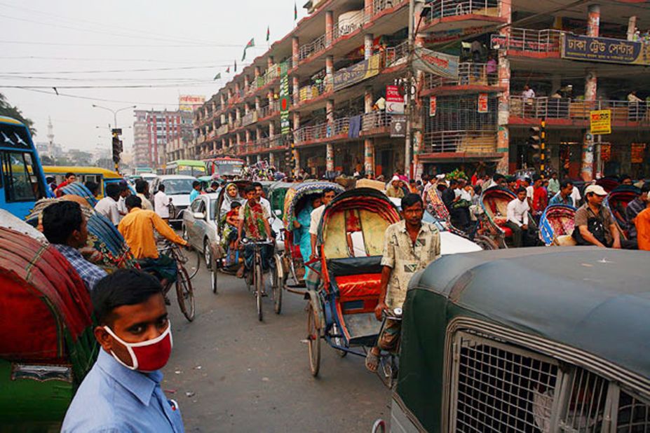 In a government report in 2011, traffic in Dhaka stood still for more than seven hours one day. Probably one of the reasons why the Bangladeshi capital is the second least livable city in the world. 