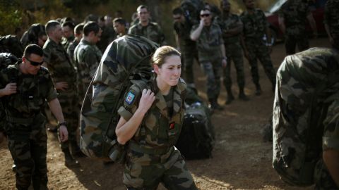 Though women can serve in combat roles in the French military, shown here in Mali in 2013, few of them are actually filling those jobs.