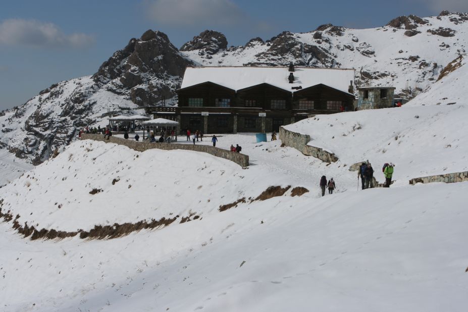 Facilities aren't as well established as Dizin, but with a high elevation of 3,850 meters, Tochal is one of the highest resorts in the world.