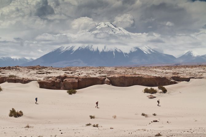 The spectacular Atacama Crossing in Chile is one of four marathons held as part of the <a href="index.php?page=&url=http%3A%2F%2Fwww.4deserts.com%2F" target="_blank" target="_blank">4 Deserts Race</a> challenge.<br />Those planning on completing all four races, must cover 621 miles, over 28 days, spread out across the year.