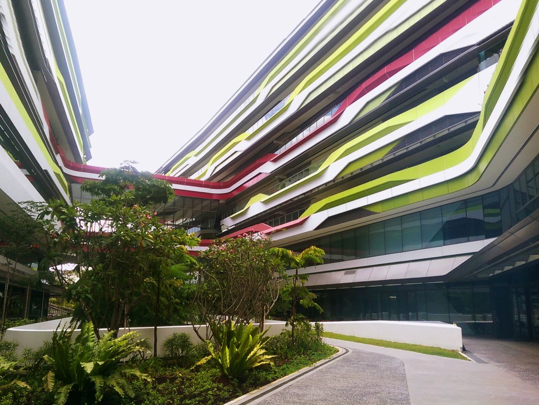 The high-tech SUTD campus buildings were jointly designed by avant-garde Dutch architects UNStudio and homegrown firm DP Architects.