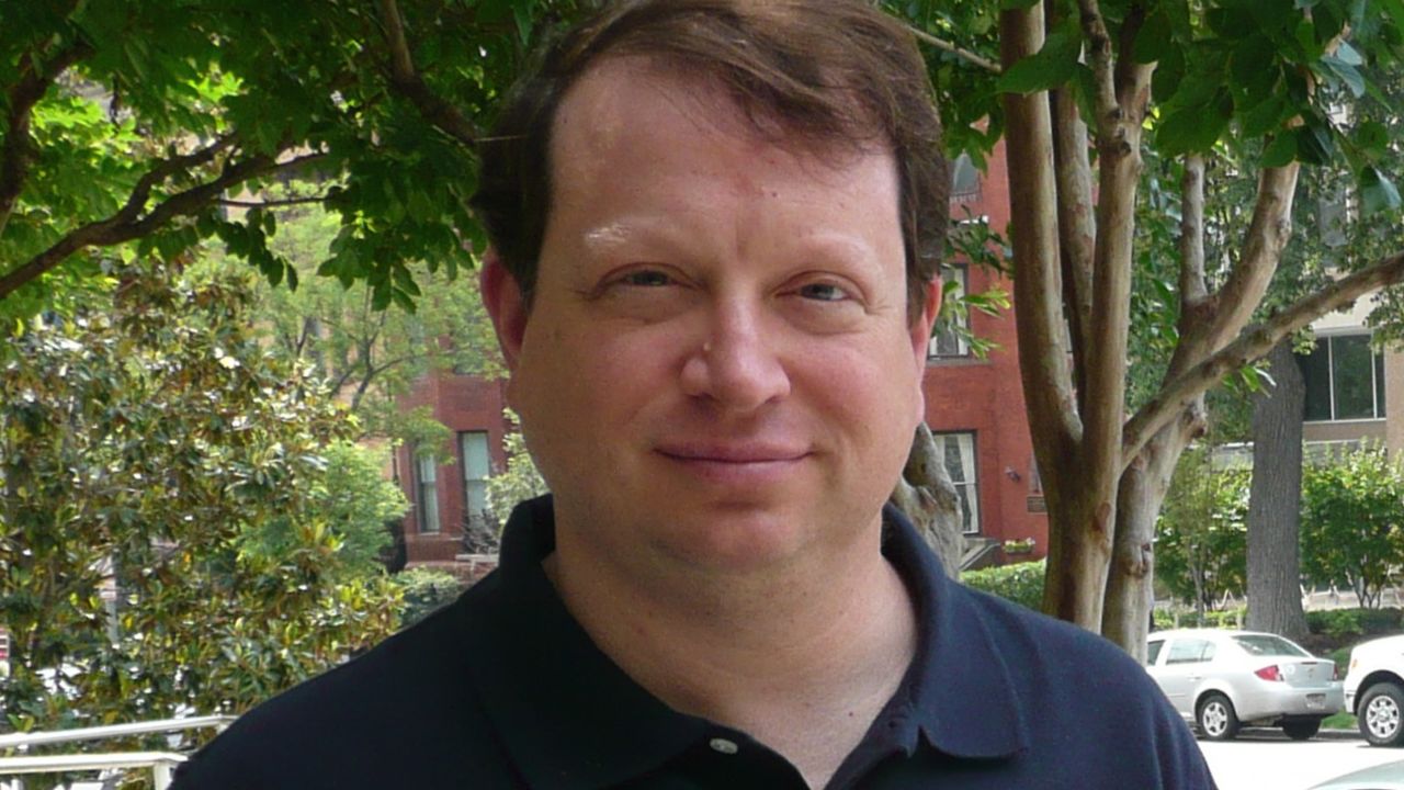 Paul Weinstein Jr.