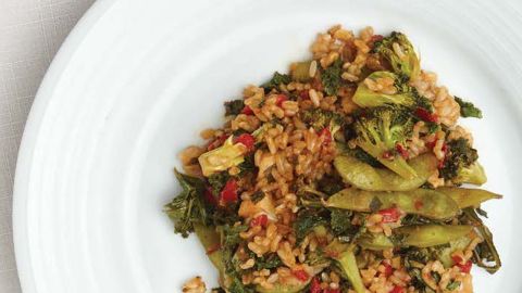 <a href="http://www.cnn.com/2015/09/03/health/fizzle-sizzle-stir-fry-recipe/index.html"><strong>CLICK HERE FOR PRINTABLE RECIPE</strong></a><br /><br />Winning recipe from 2015 Healthy Lunchtime Challenge: Fizzle sizzle stir fry submitted by 12-year-old Eva Paschke of Michigan