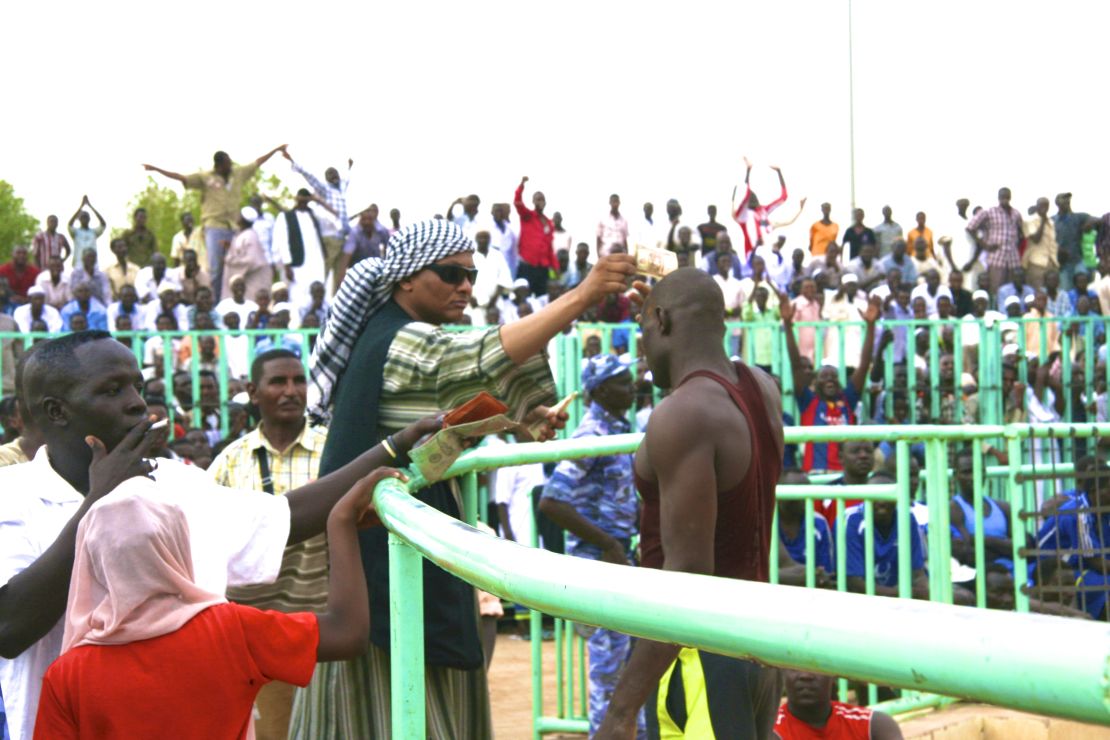 Cash is usually showered on wrestlers after they win the round.
