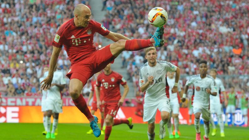 Bayern Munich's Arjen Robben controls the ball Saturday, August 29, during a Bundesliga match against Bayer Leverkusen in Munich, Germany. 