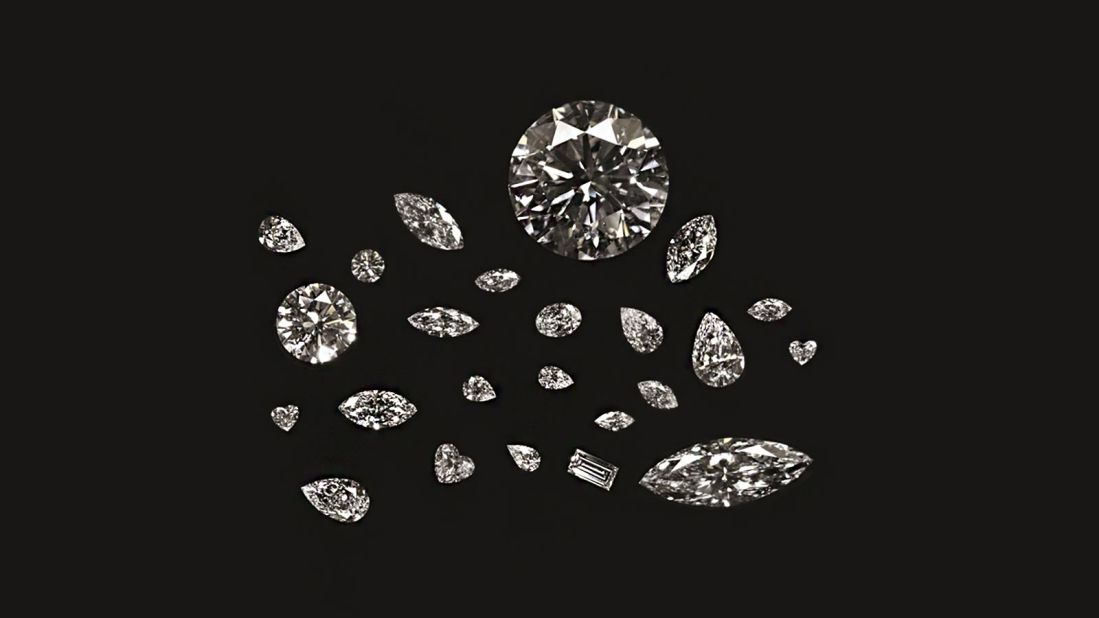 Chow Tai Fook cut the Cullinan Heritage into a family of 24 smaller D color, internally flawless diamonds. The process of achieving a technically perfect cut and polish lasted three years.  